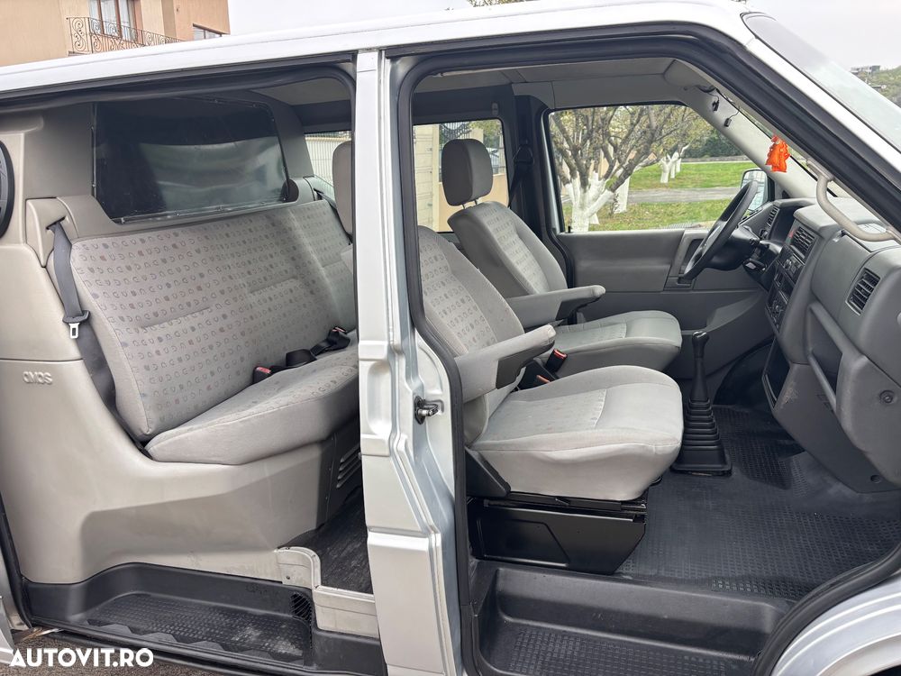 Volkswagen Transporter - 2