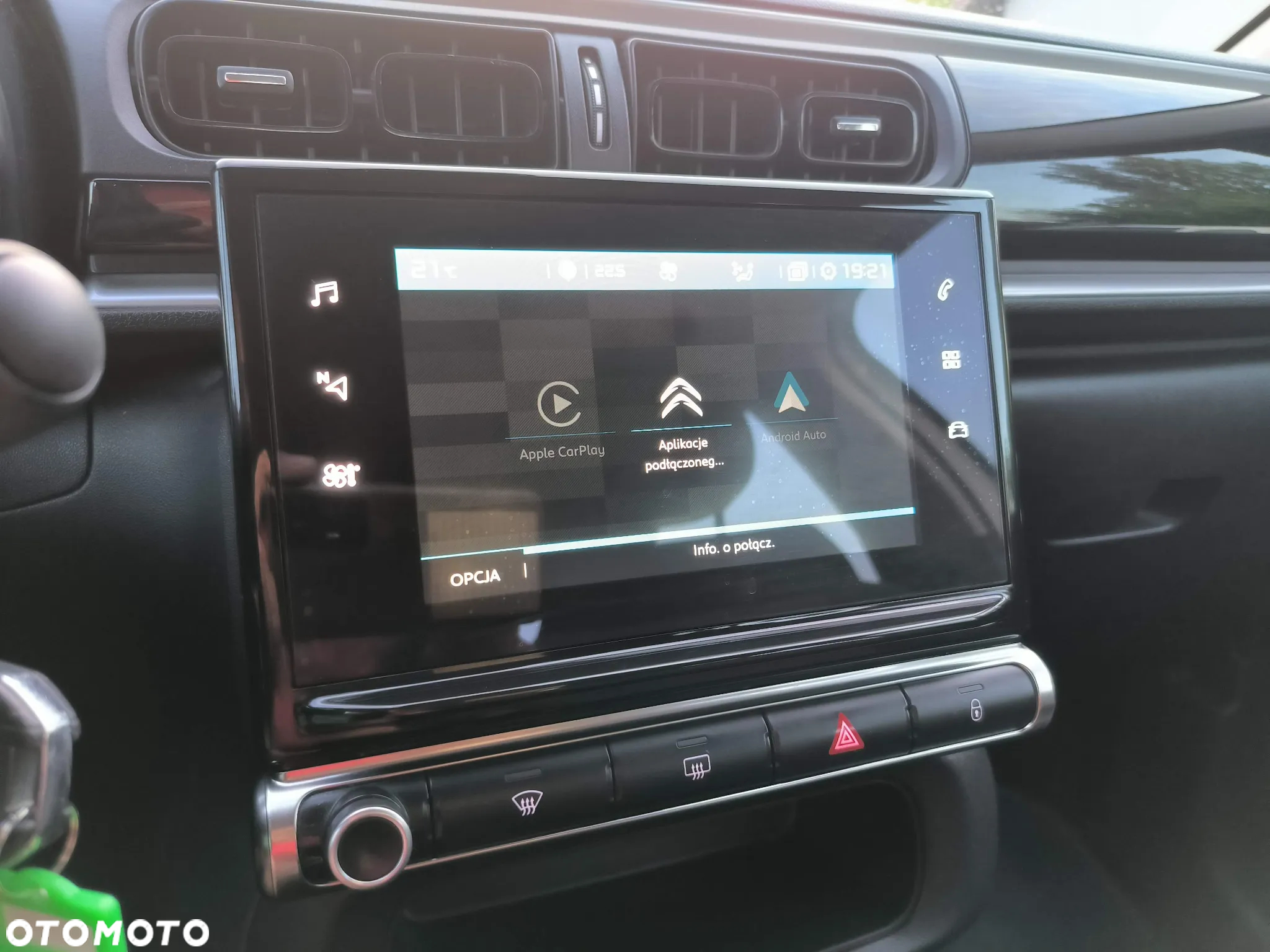 Citroën C3 1.2 PureTech Shine - 28