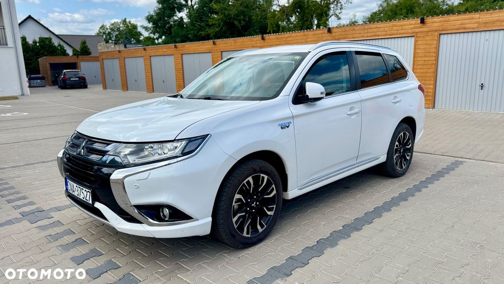 Mitsubishi Outlander Intense + - 5