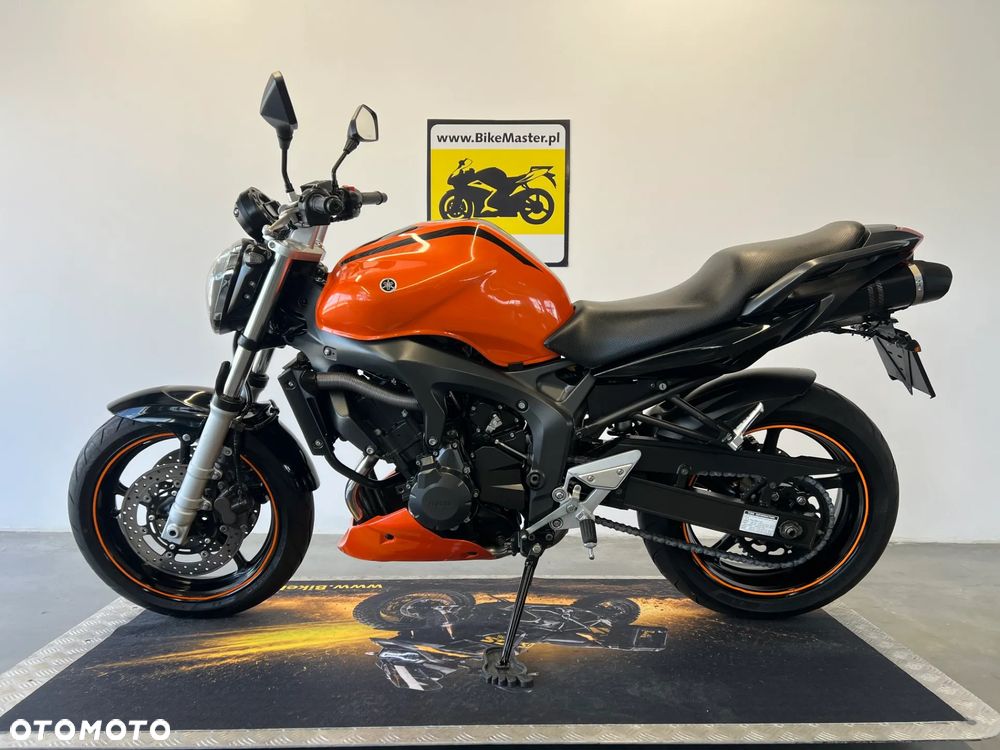 Yamaha FZ6 - 2