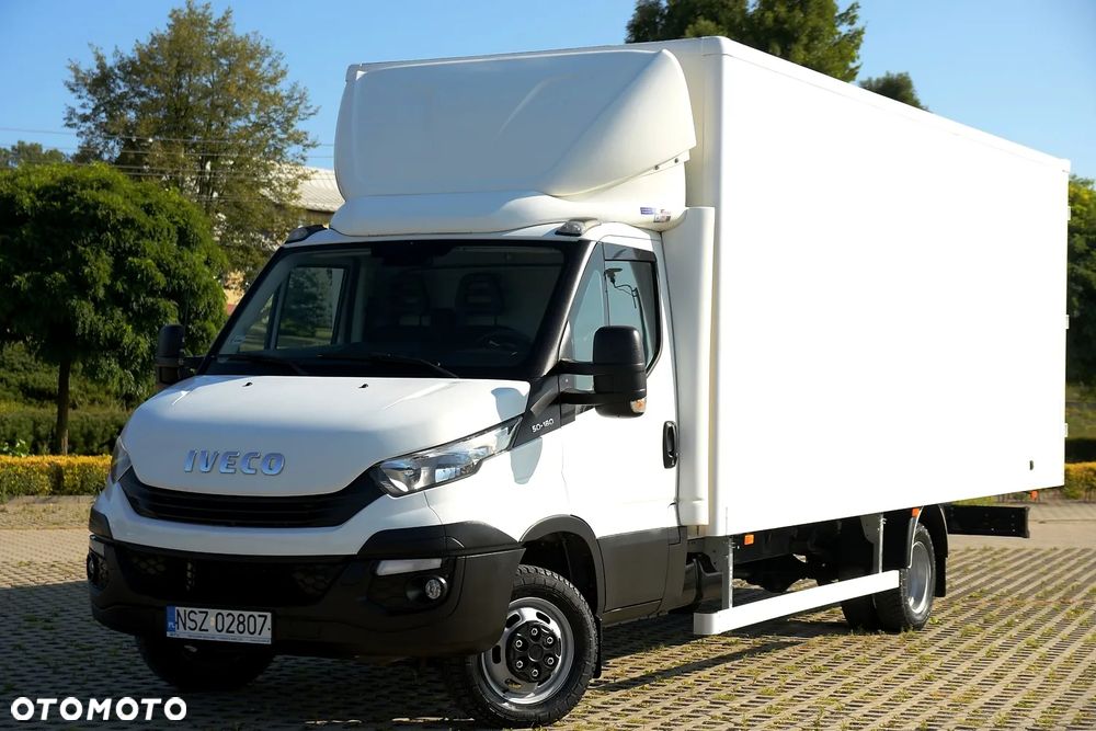 Iveco DAILY 50-180 * KONTENER Długość 6,1m 12epal* PRZEB 166 000km! * Salon Polska - 2