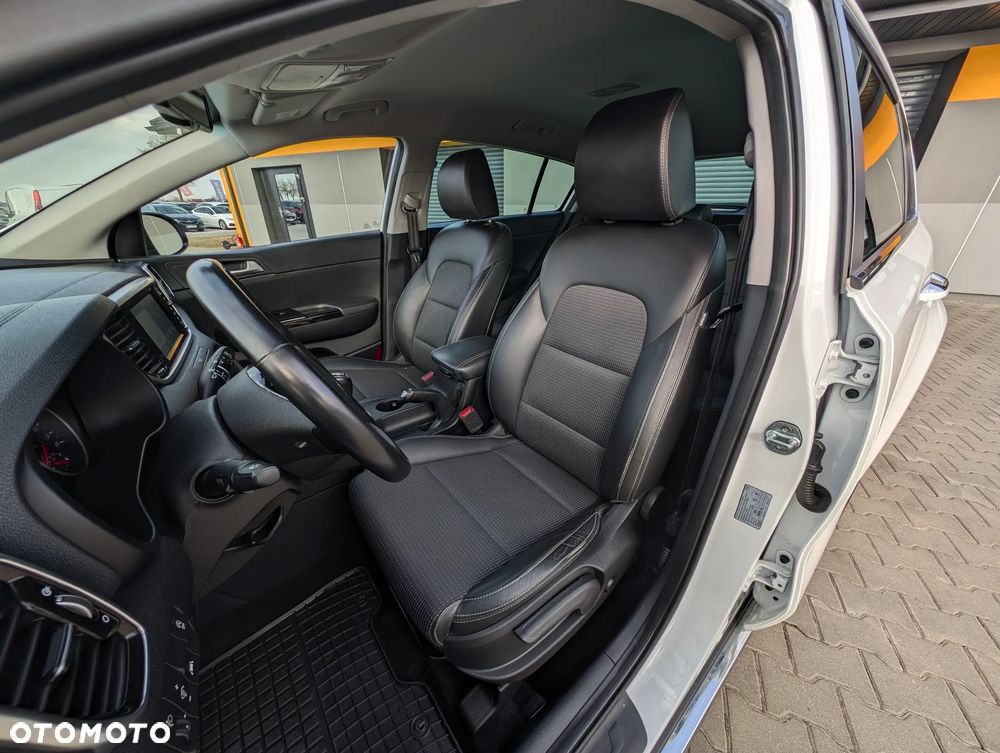 Kia Sportage 1.7 CRDI M 2WD - 33