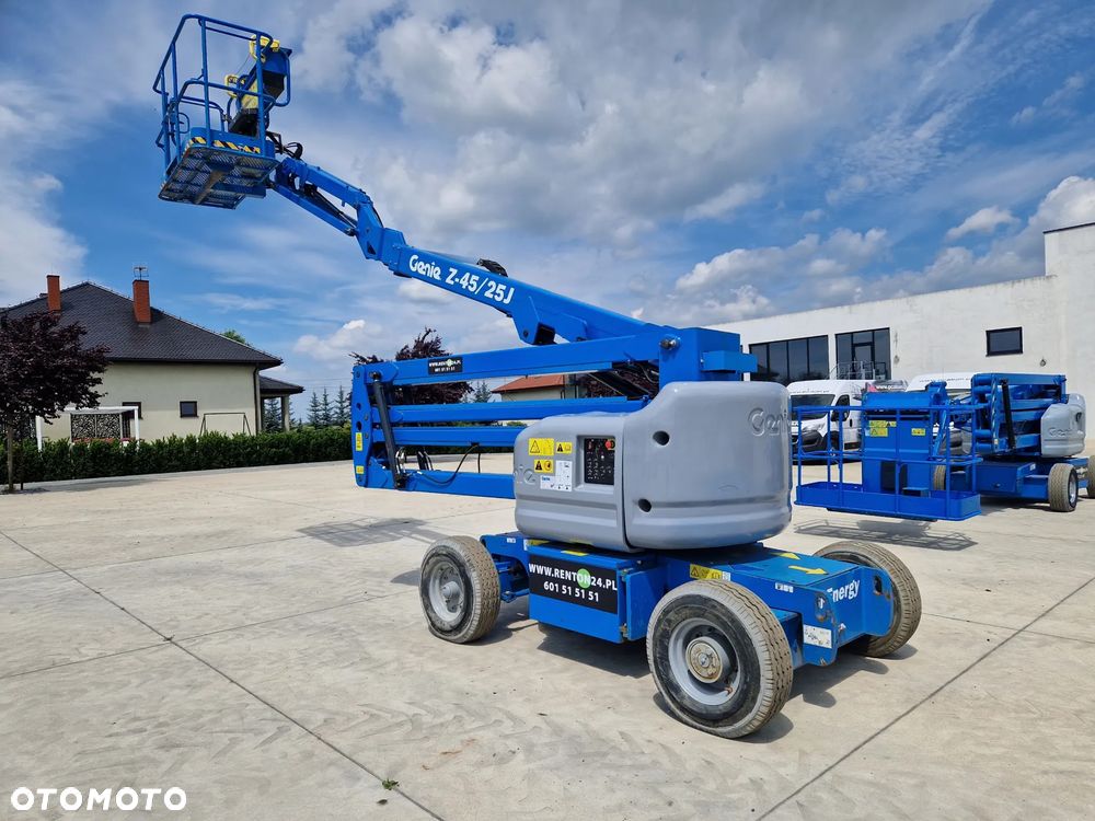 Genie Z45/25J   RZ142 - 5