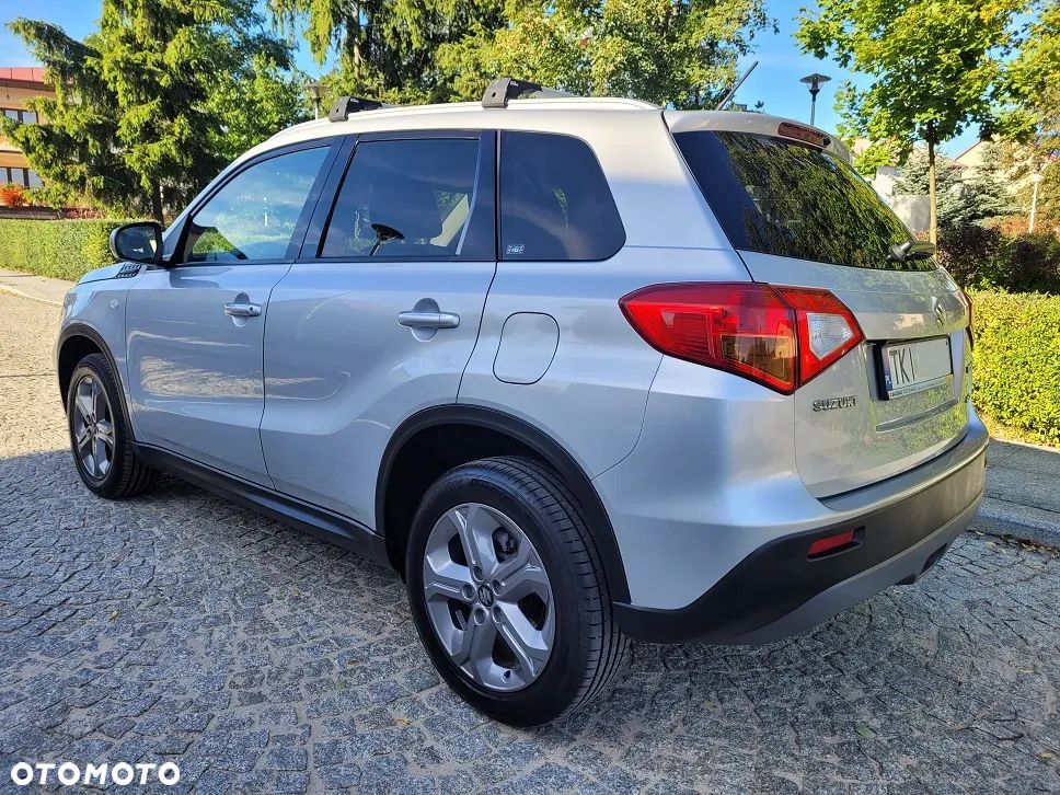 Suzuki Vitara 1.6 Premium 4WD - 6