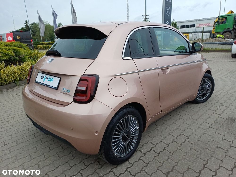Fiat 500e - 7