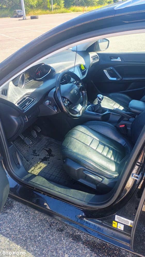 Peugeot 308 - 10