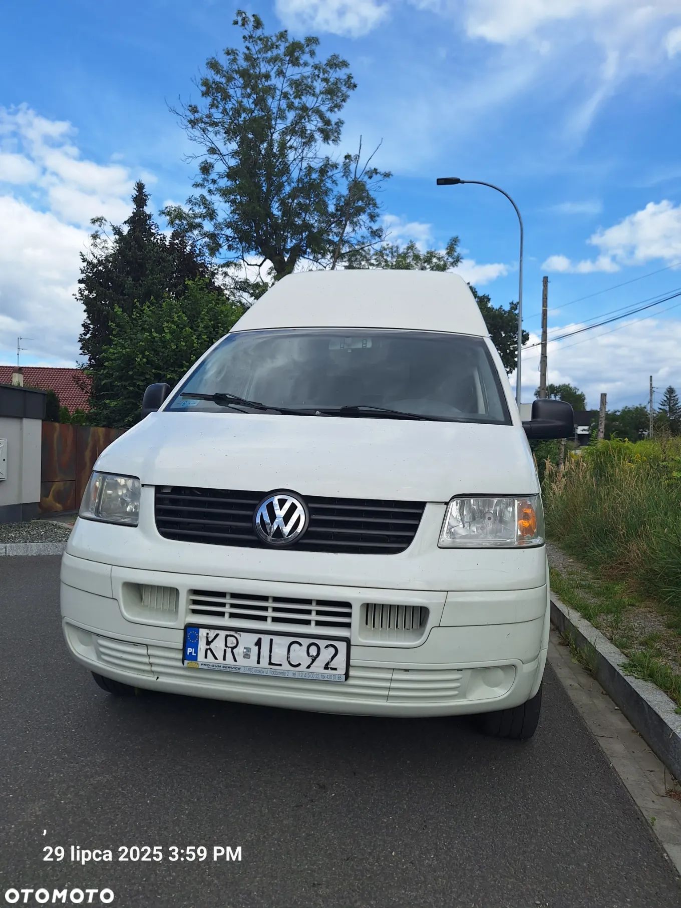 Volkswagen Transporter - 1