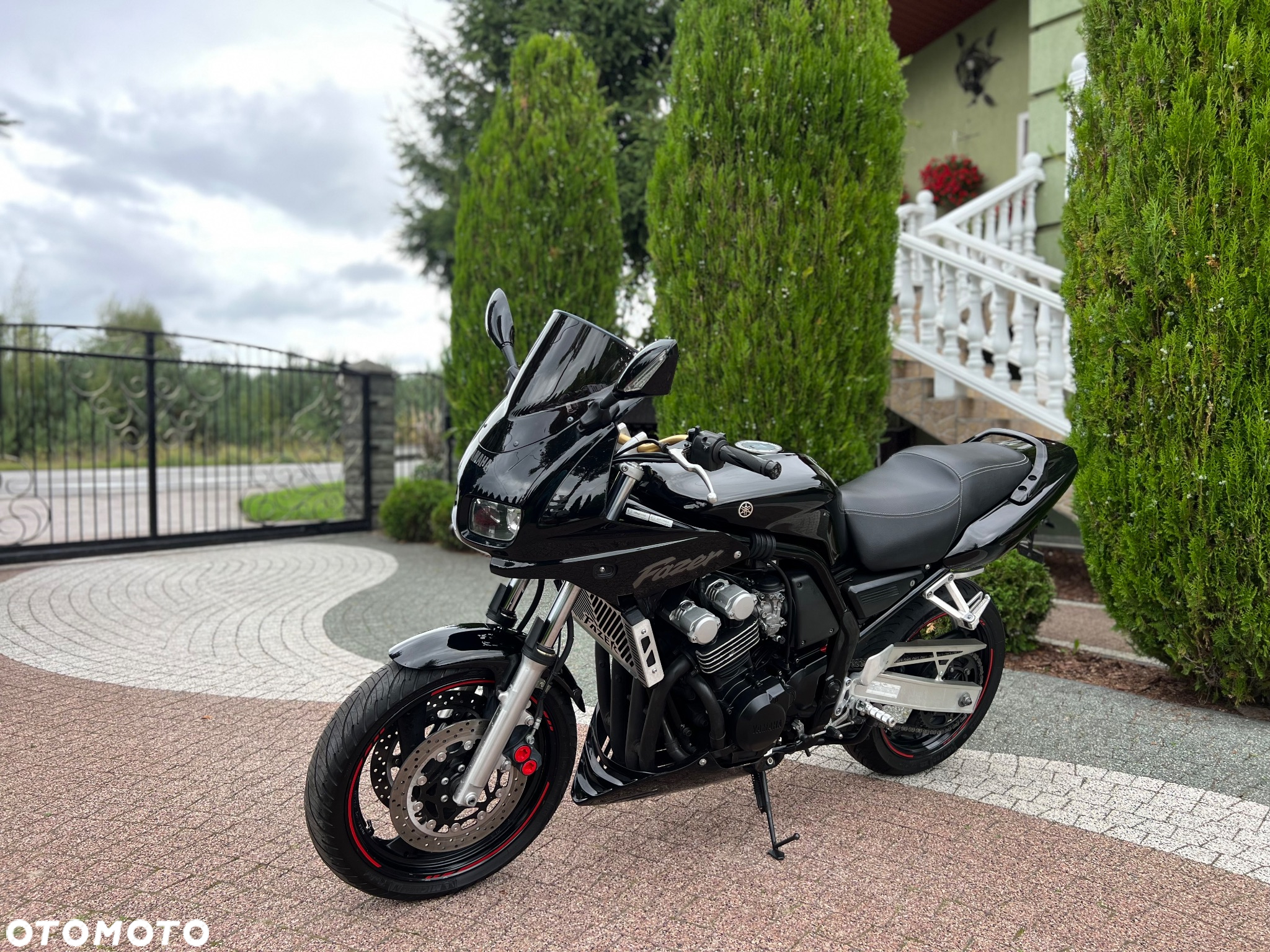 Yamaha FZS - 26