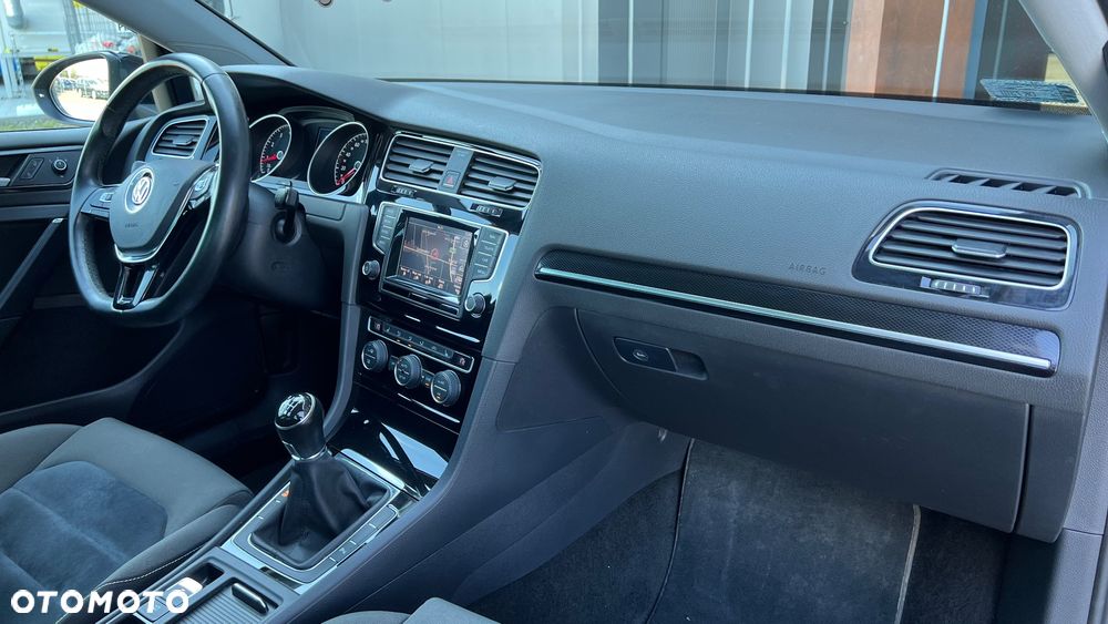 Volkswagen Golf 1.4 TSI BMT Highline - 11