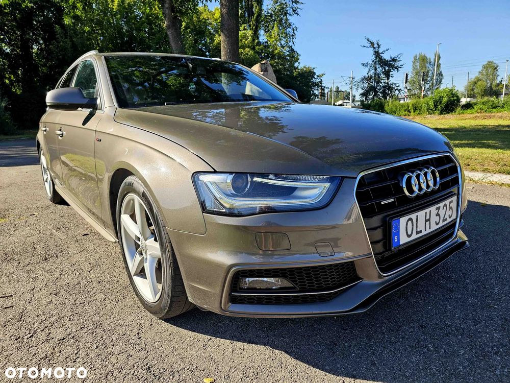Audi A4 Avant 2.0 TDI DPF quattro S tronic S line Sportpaket - 9