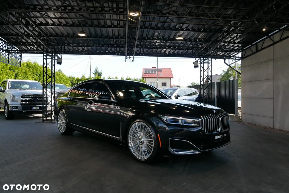 BMW Seria 7 750Li xDrive - 2