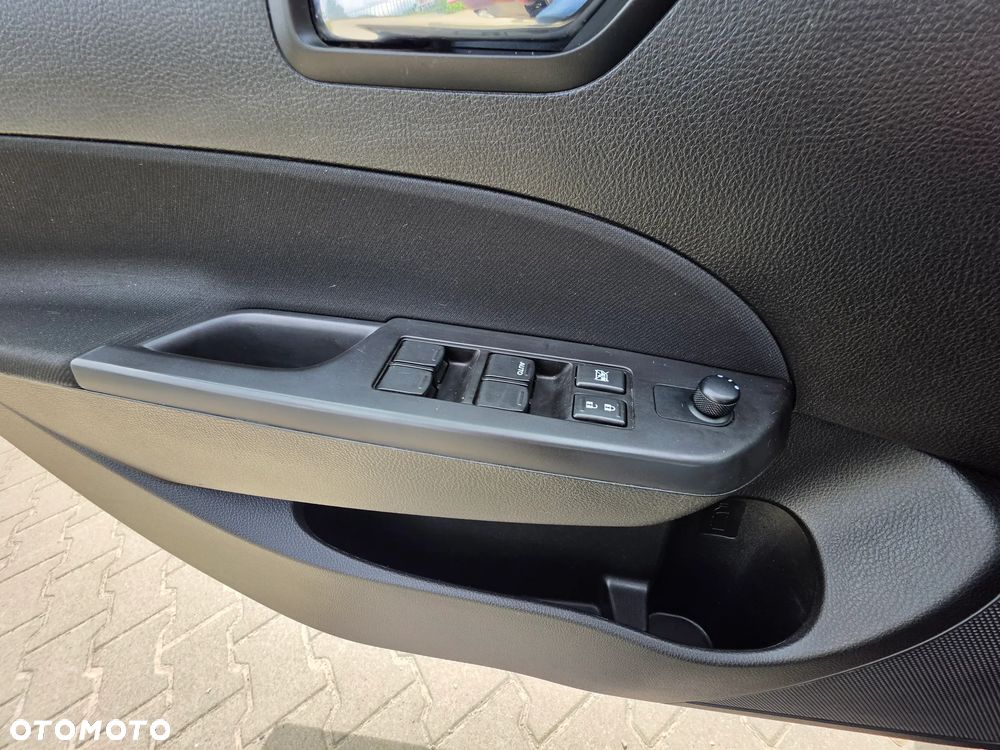 Suzuki Swift 1.3 DDiS GLX / Comfort - 13