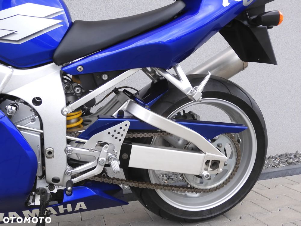 Yamaha R6 - 31