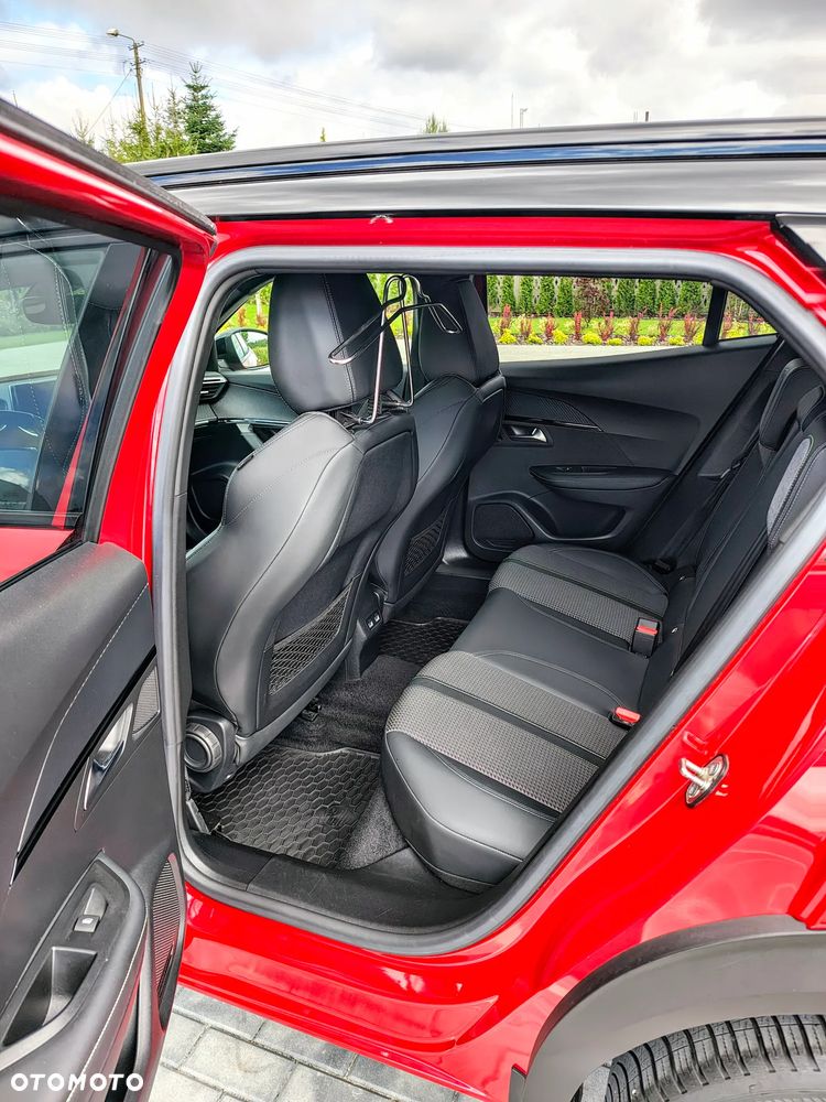 Peugeot 2008 1.2 PureTech GT Line S&S EAT8 - 20