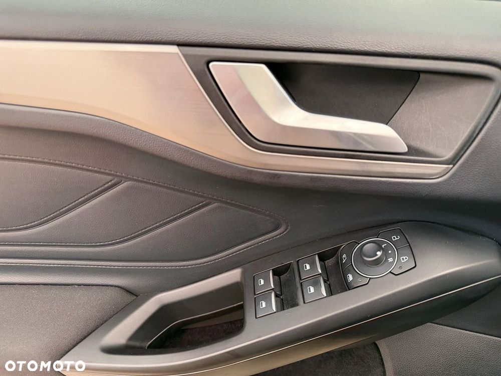 Ford Focus - 14