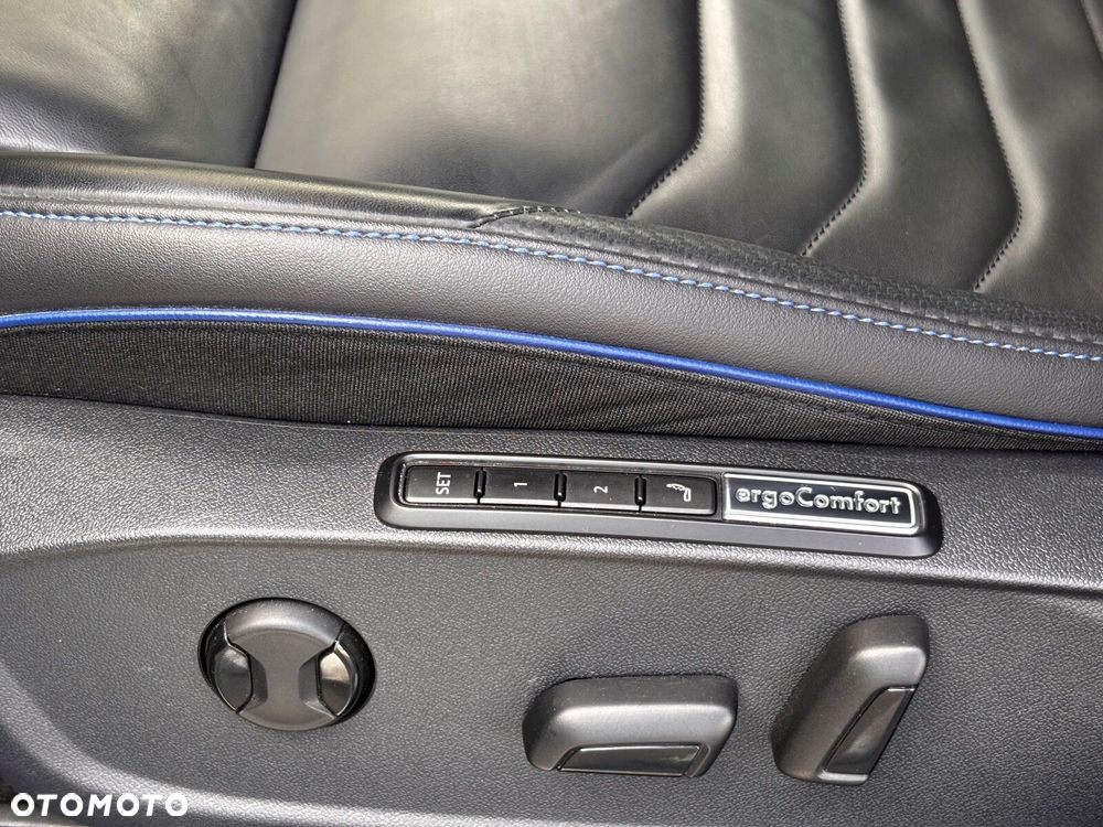 Volkswagen Arteon 2.0 TSI 4Motion R DSG - 23