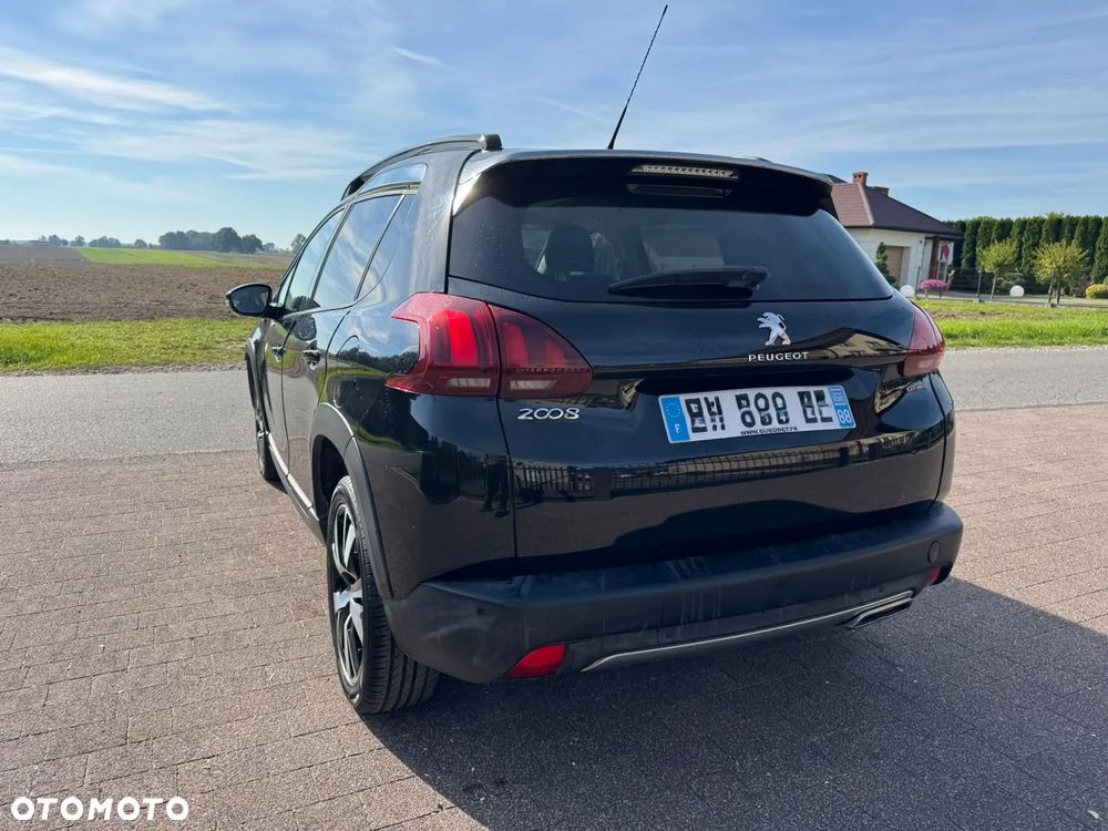 Peugeot 2008 - 5