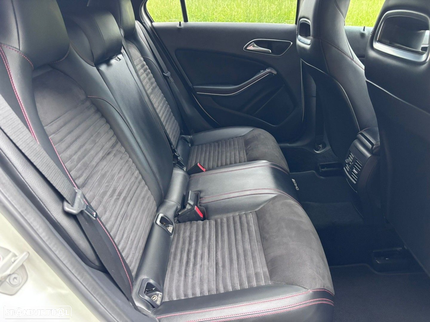 Mercedes-Benz A 180 CDi BE AMG Line - 9
