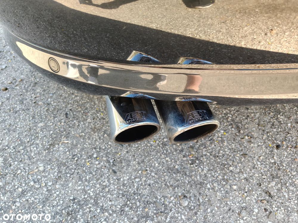 Audi A8 4.2 Quattro - 5