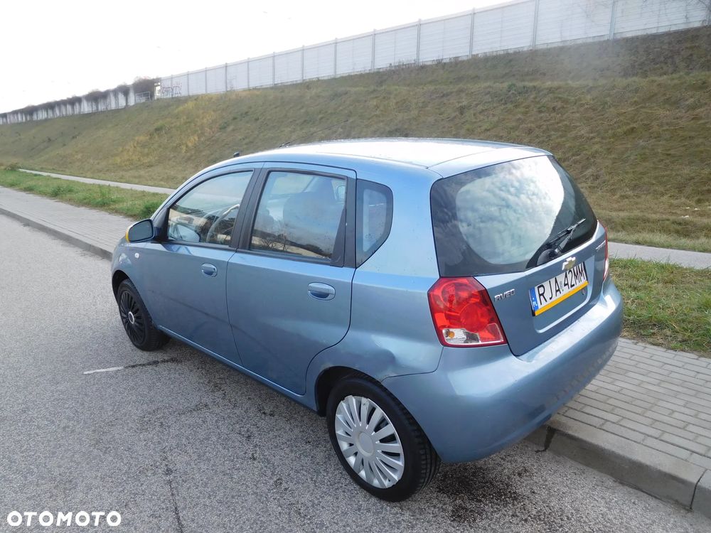 Chevrolet Aveo 1.2 Plus - 4