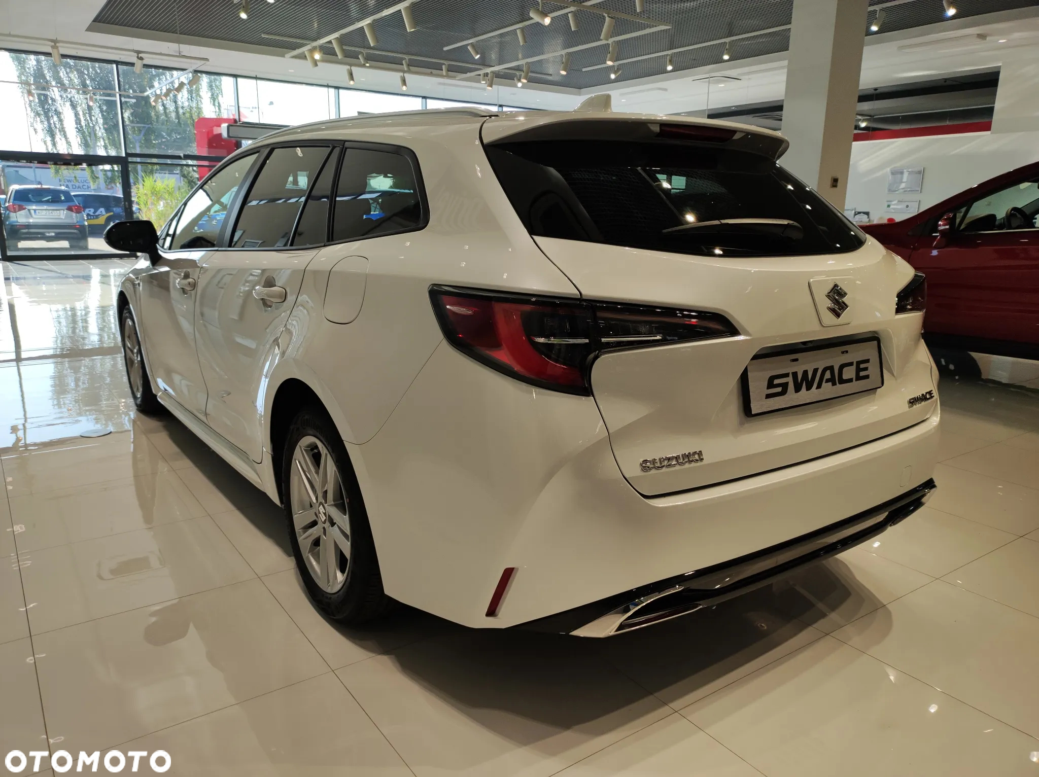 Suzuki Swace 1.8 Hybrid Premium Plus CVT - 5