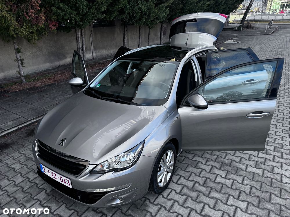 Peugeot 308 PureTech 130 GPF Stop & Start Style - 37