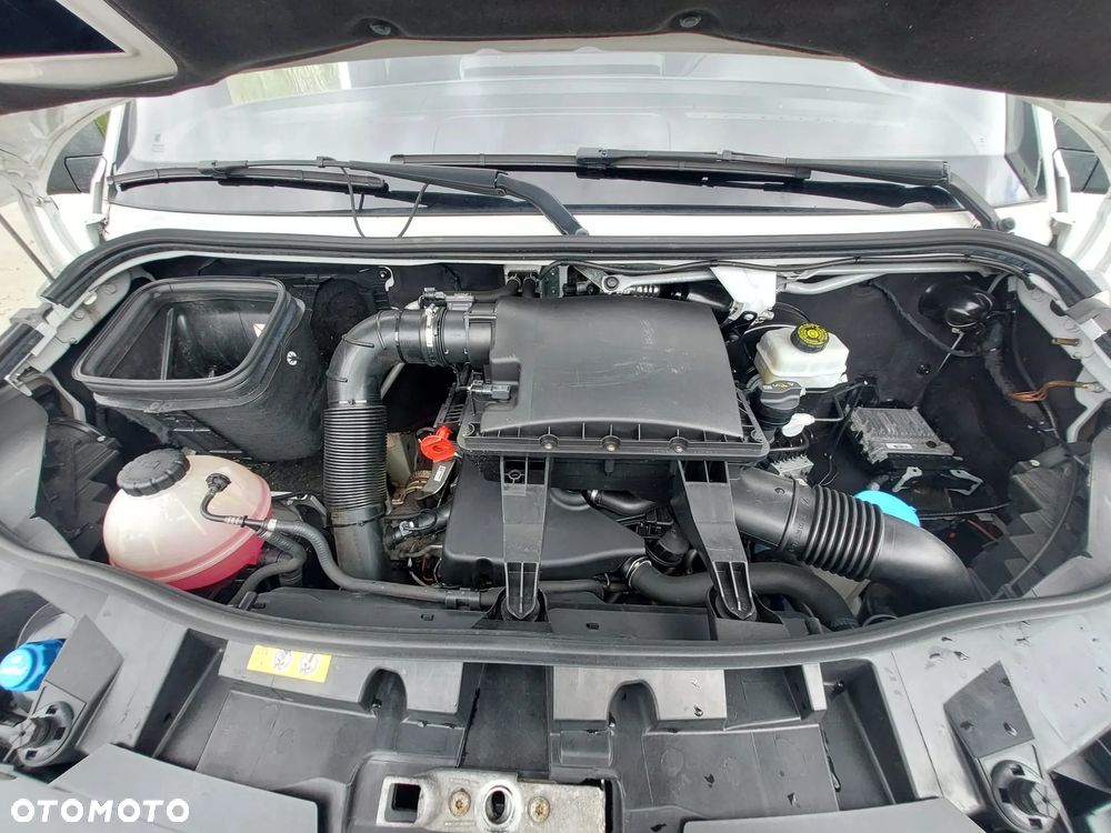 Mercedes-Benz Sprinter - 10