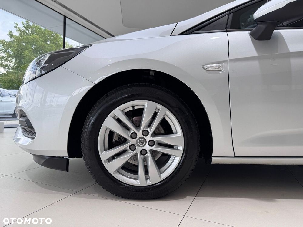 Opel Astra V 1.2 T Edition S&S - 18