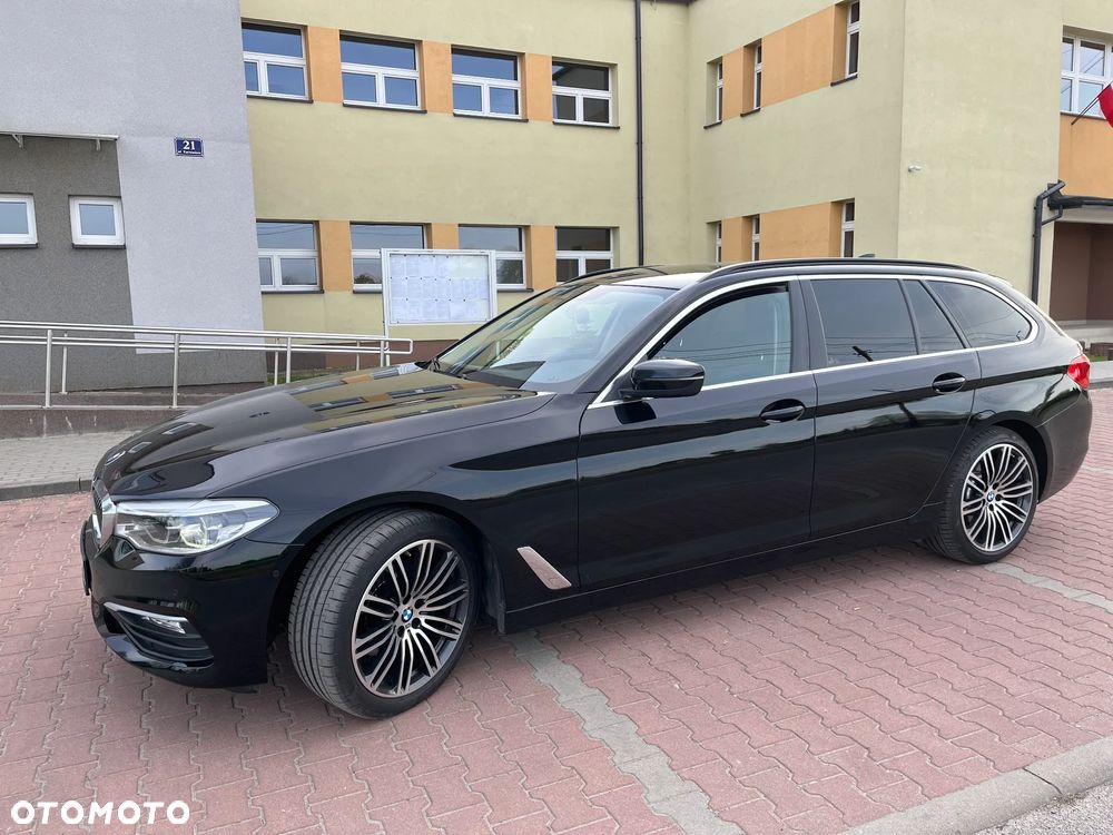 BMW Seria 5 520d xDrive - 11
