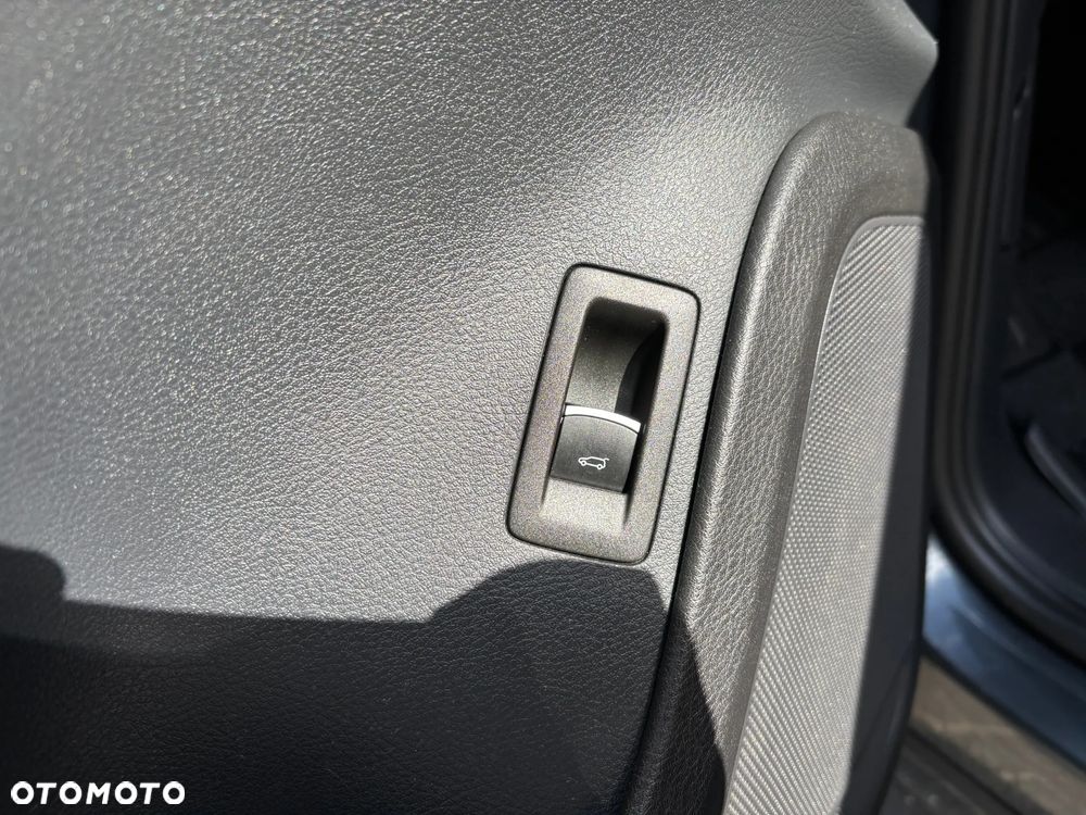 Volkswagen Touareg 3.0 V6 TDI BMT - 25