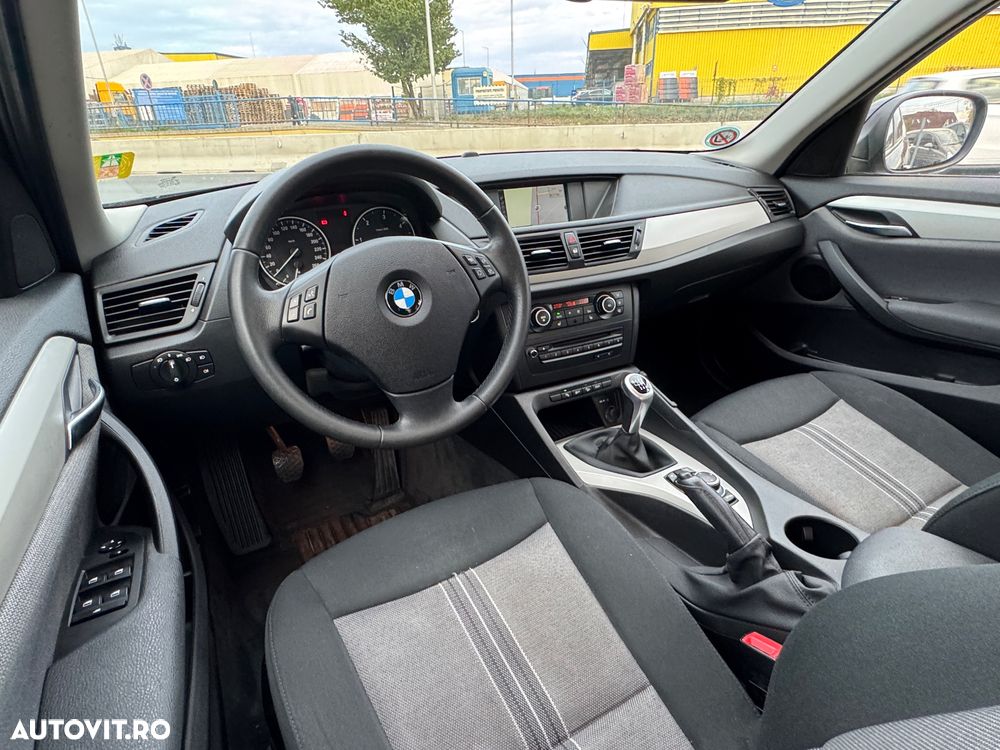 BMW X1 xDrive20d - 23