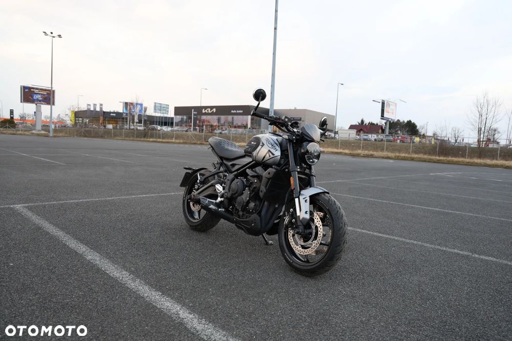 Triumph Trident - 1