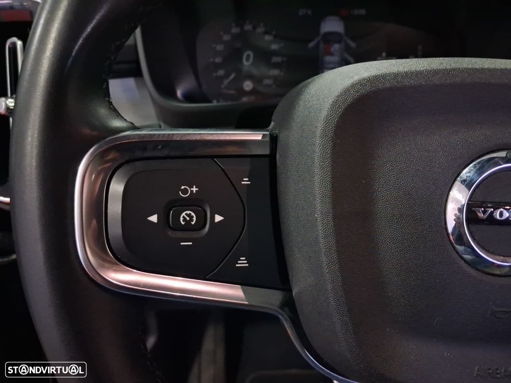 Volvo XC 40 - 16