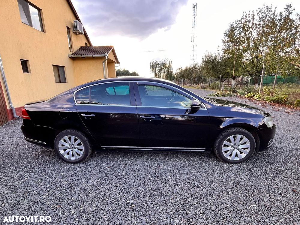 Volkswagen Passat - 3