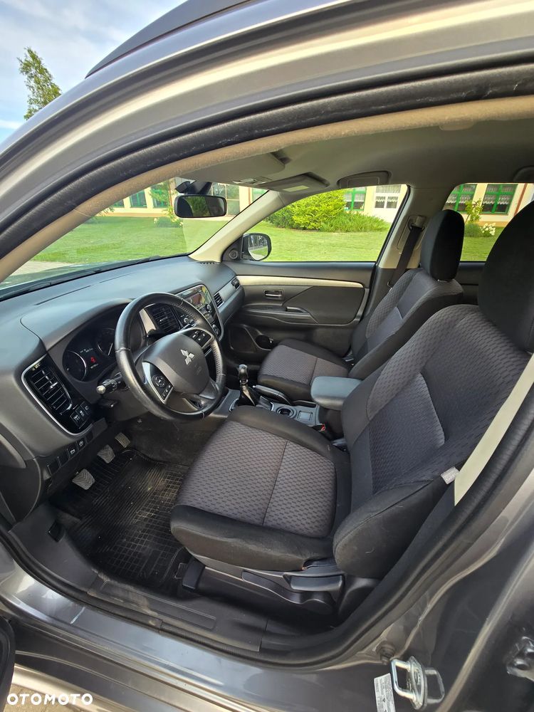 Mitsubishi Outlander 2.2 DI-D 2WD Invite - 21