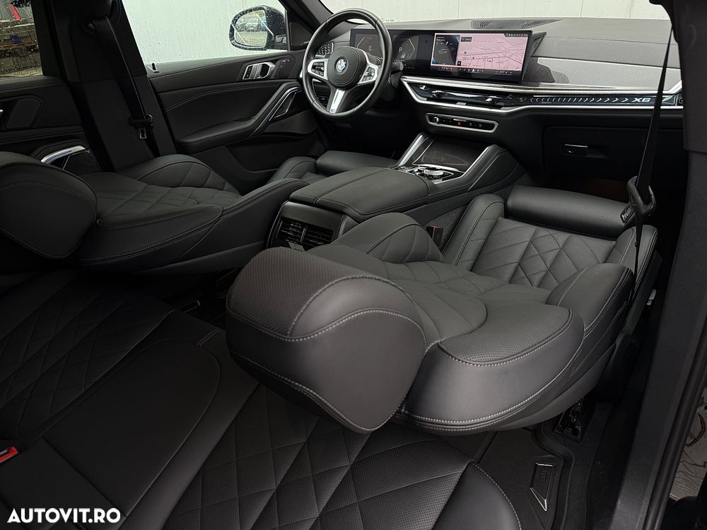 BMW X6 xDrive40i AT MHEV - 14