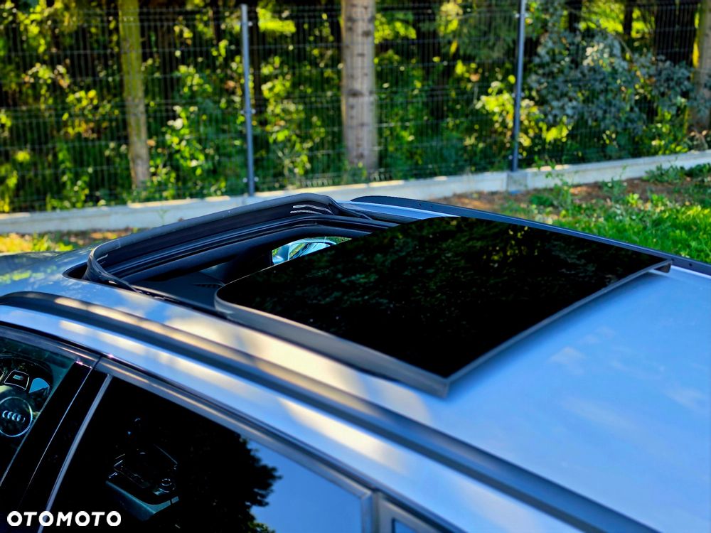 Audi A4 Avant 2.0 TDI Quattro S tronic - 31