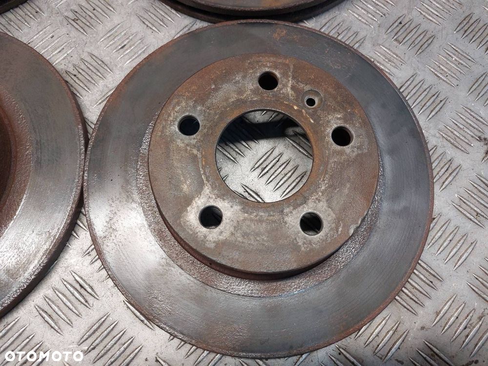 TARCZE HAMULCOWE TYŁ OPEL MERIVA A 5X110 - 3