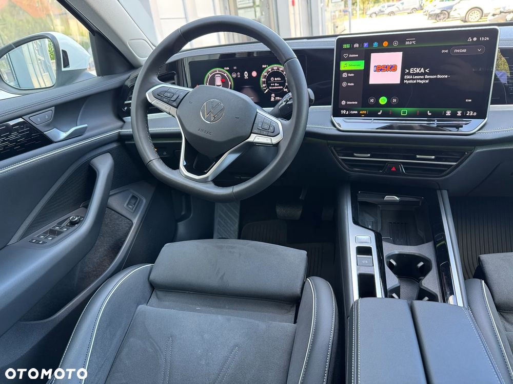 Volkswagen Passat - 18
