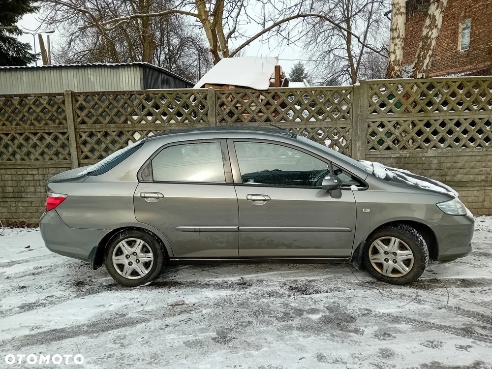 *HONDA CITY* Samochód na części - 1