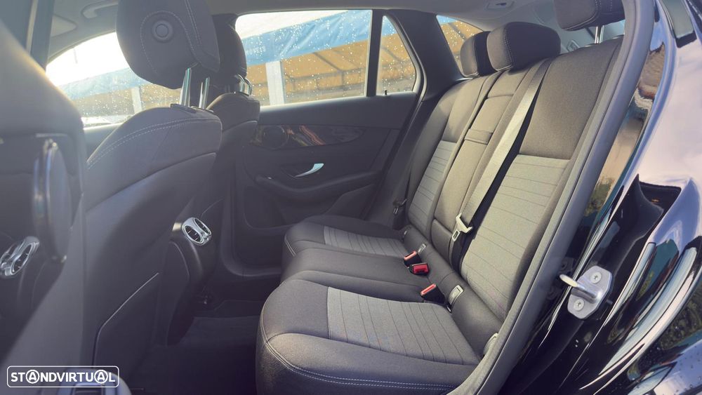 Mercedes-Benz GLC 300 de 4Matic 9G-TRONIC - 4