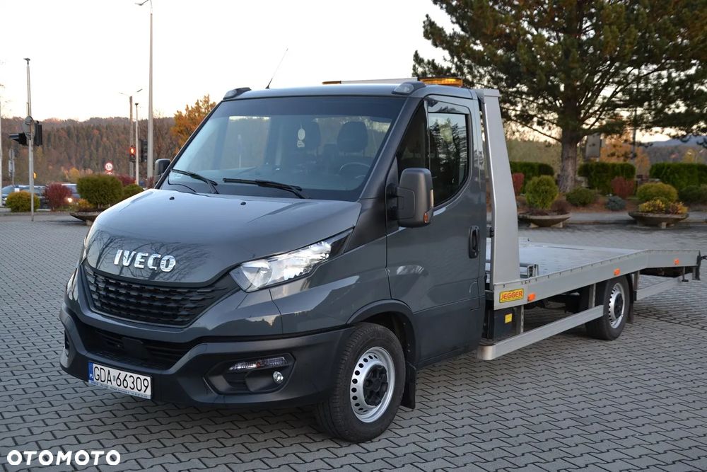 Iveco DAILY - 15