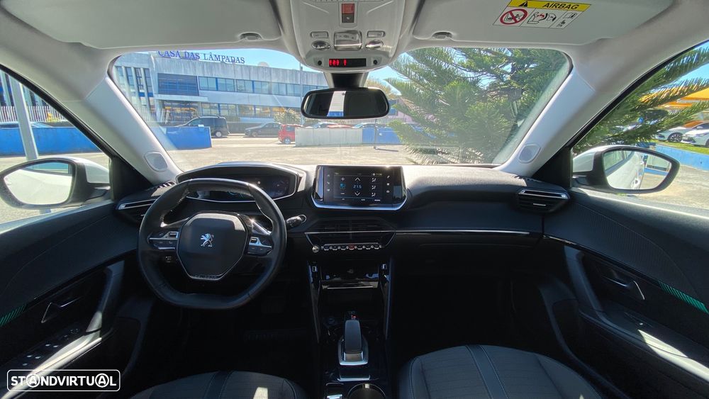 Peugeot e-2008 50 kWh Allure Pack - 27