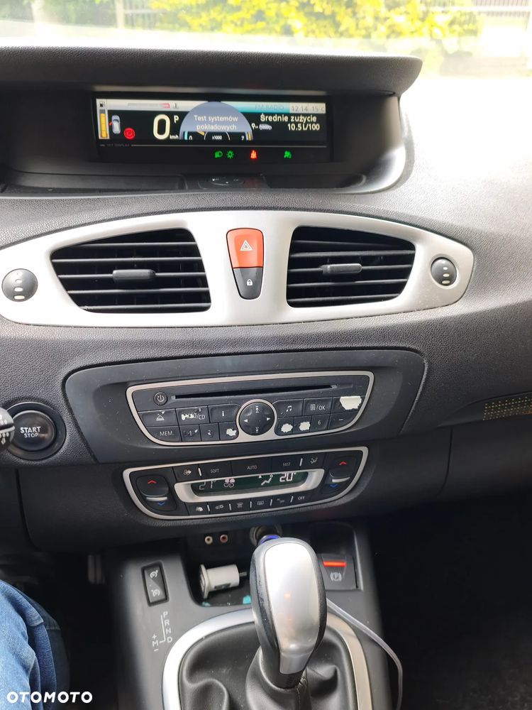 Renault Scenic 2.0 16V 140 CVT Dynamique - 11