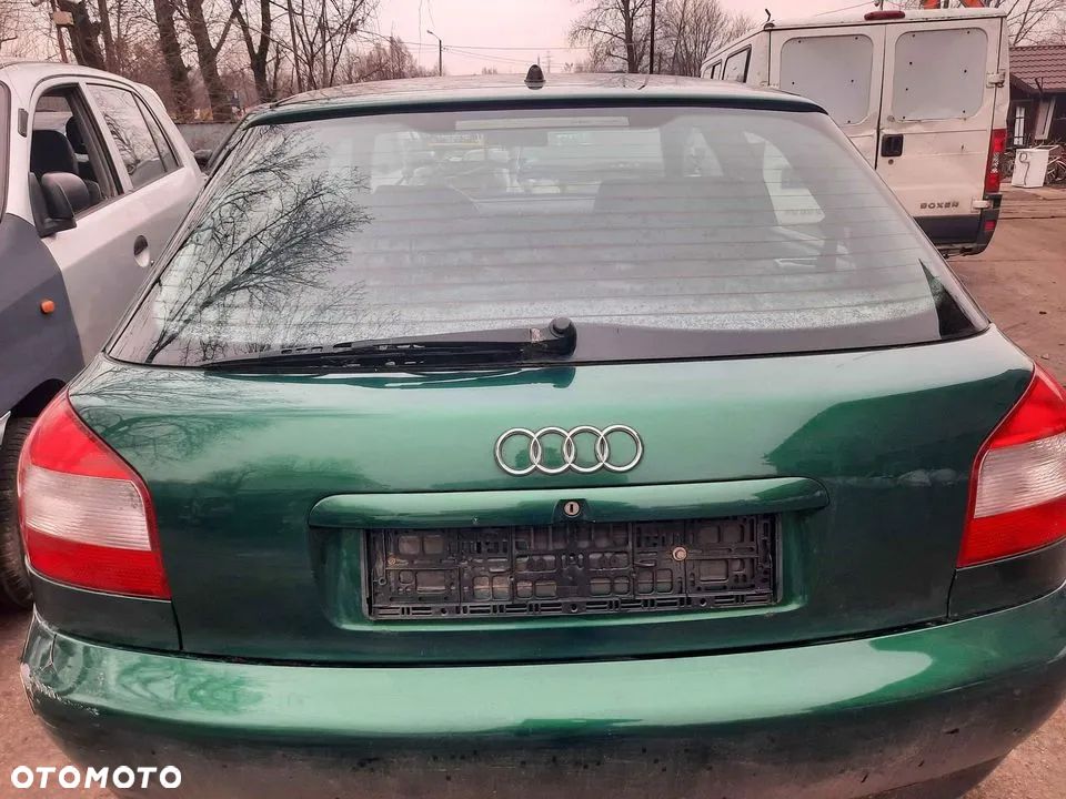 Audi A3 Klapa Bagaznika - 1