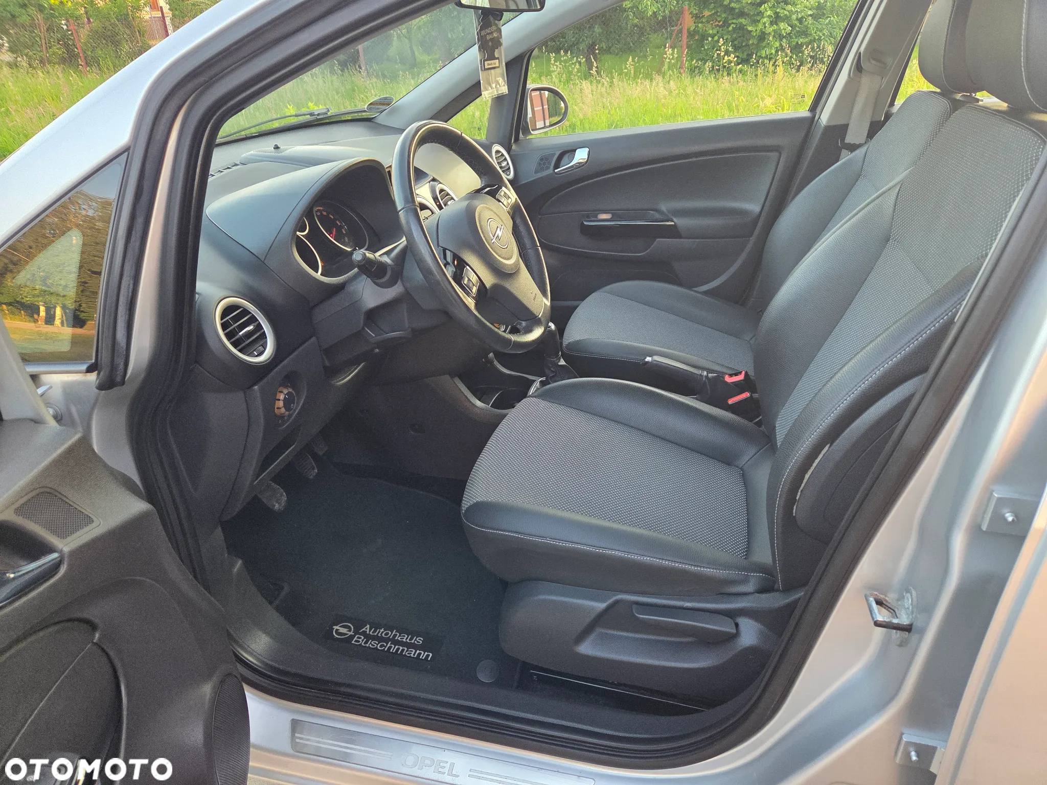 Opel Corsa 1.2 16V Color Edition - 13