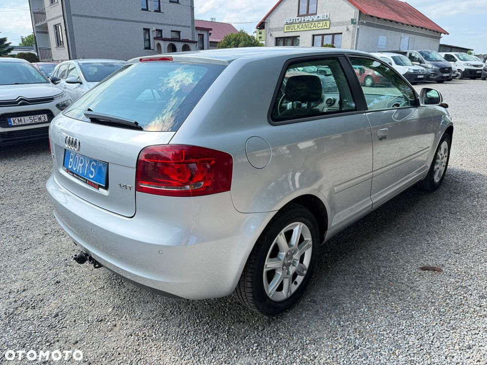 Audi A3 3-drzwiowe 1.4 TFSI S line Sportpaket (plus) - 3