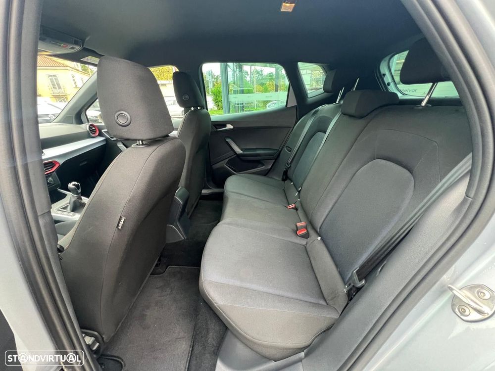 SEAT Arona 1.0 TSI FR - 6