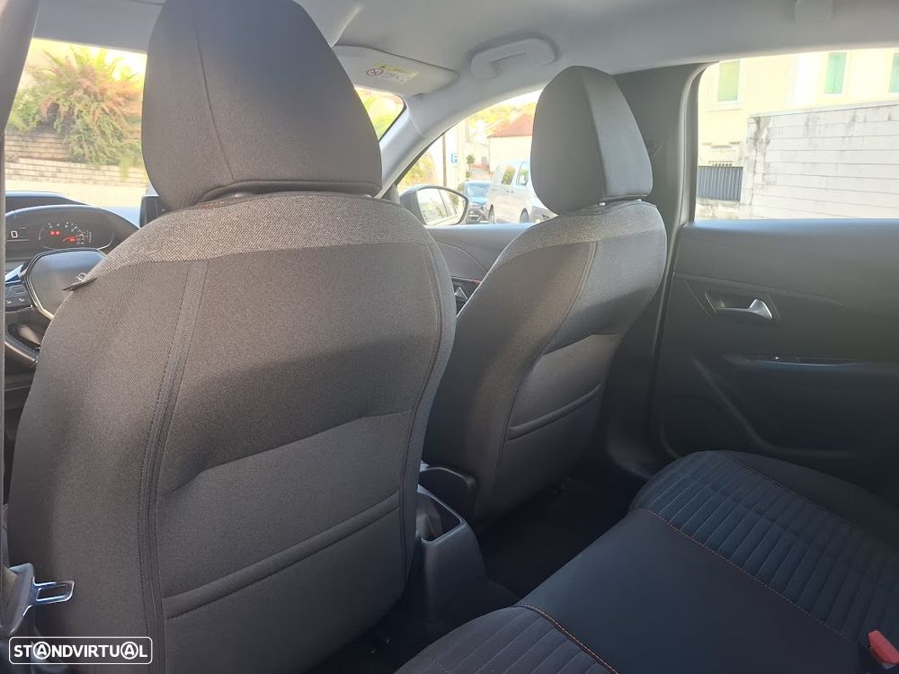 Peugeot 208 1.2 PureTech Active Pack - 36