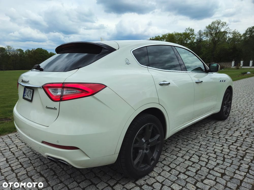 Maserati Levante Standard - 5